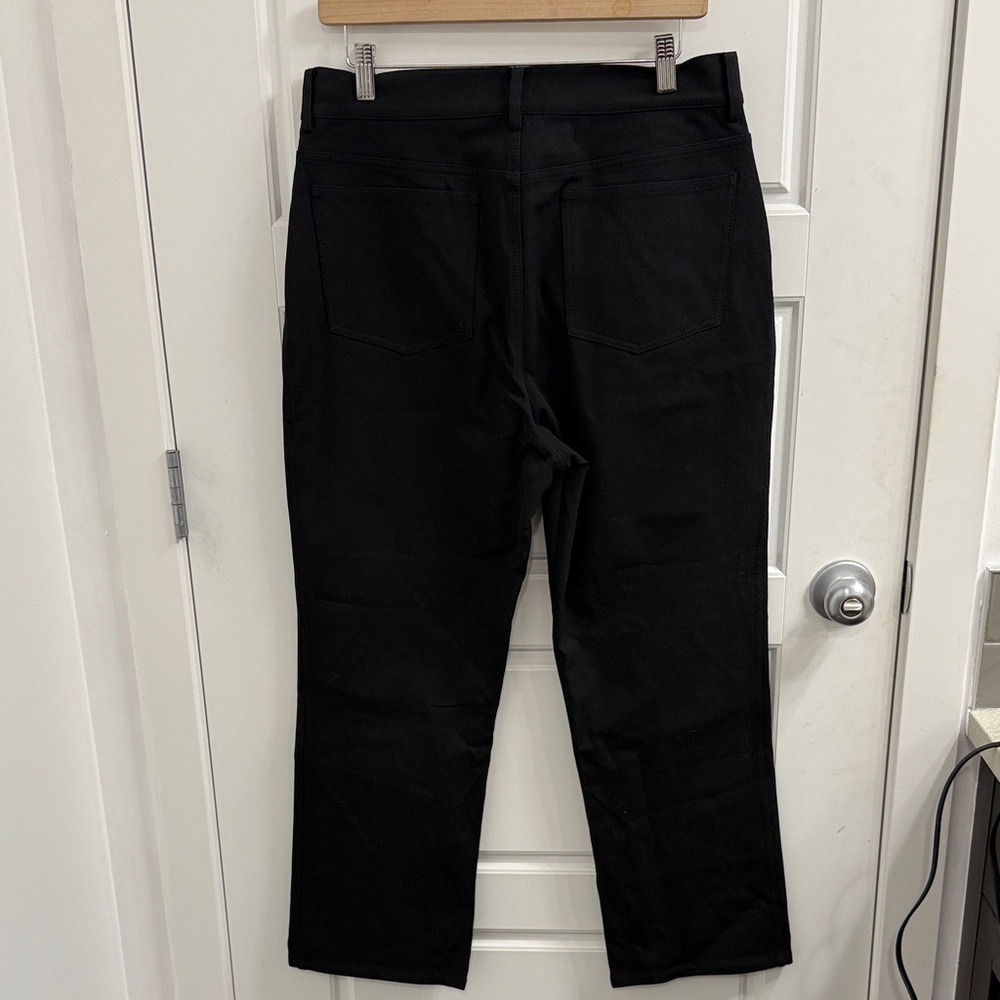 MM. LaFleur Women's Straight Leg Jeans in Black - Picture 4 of 4